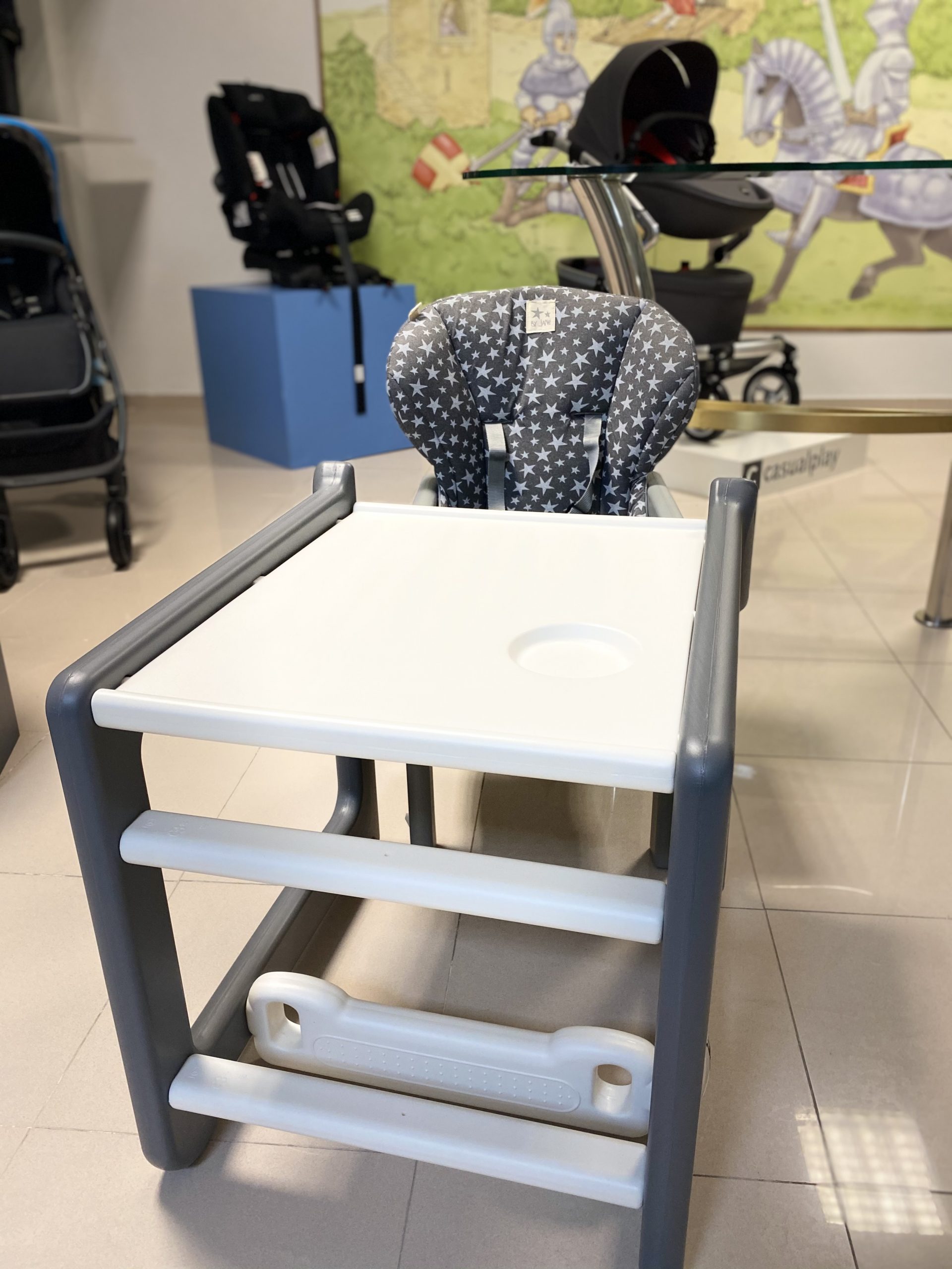 Trona Jane Activa EVO convertible en mesa y silla - Macotex Bebés